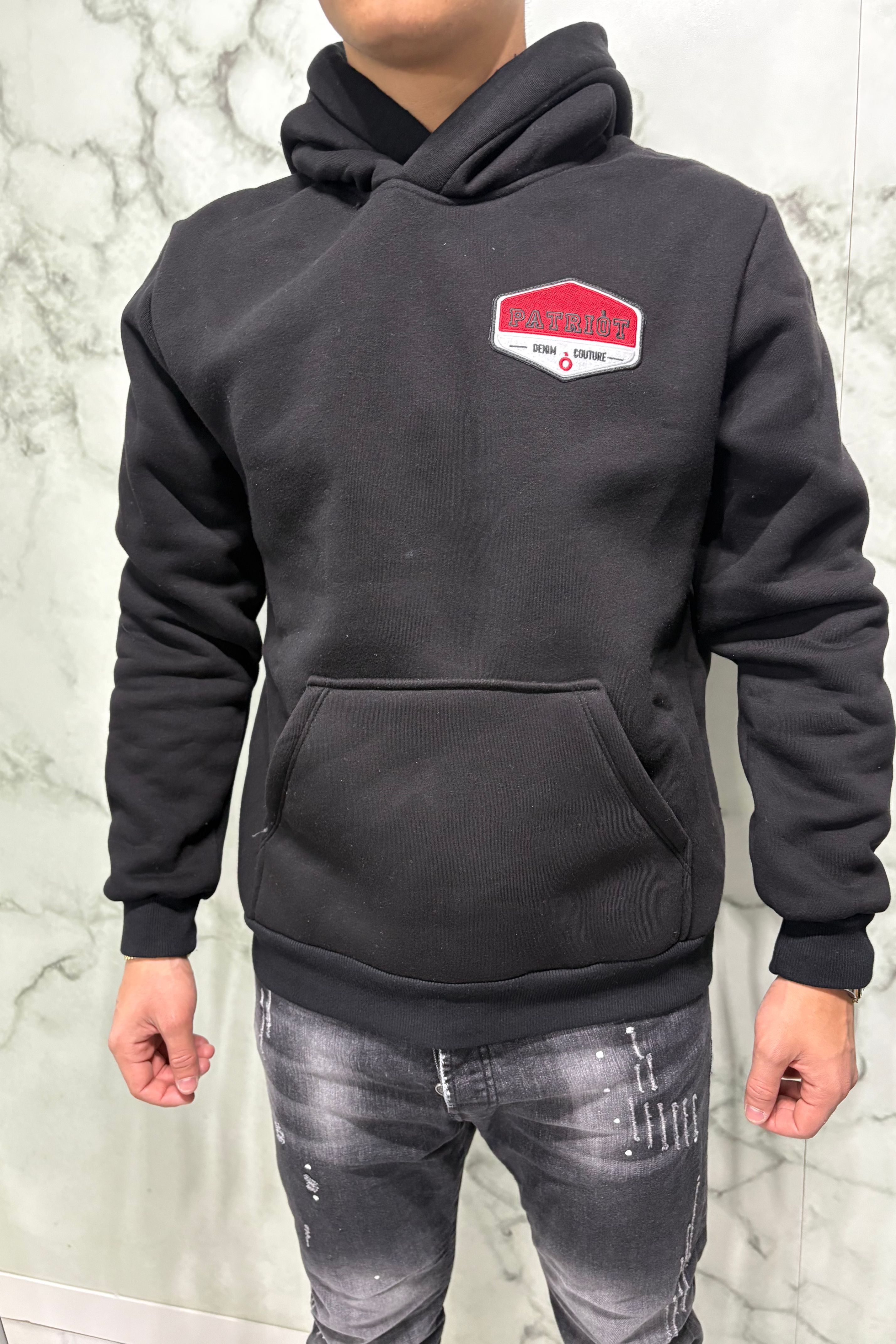 Felpa Patriot con cappuccio nera con patch logo