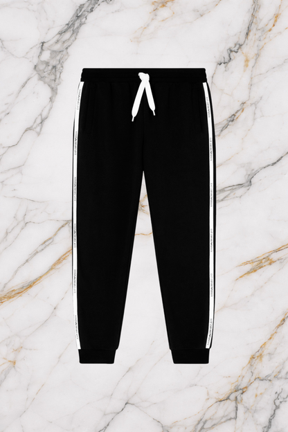 Tuta EA7 Emporio Armani con cappuccio – Nera