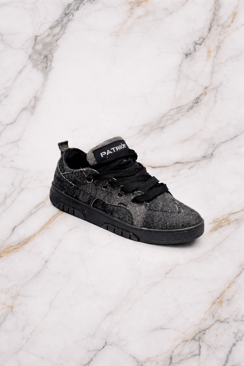 Sneaker Patriot Denim  - Total Black Edition