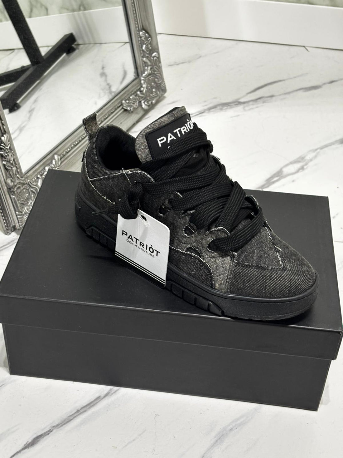 Sneaker Patriot Denim  - Total Black Edition