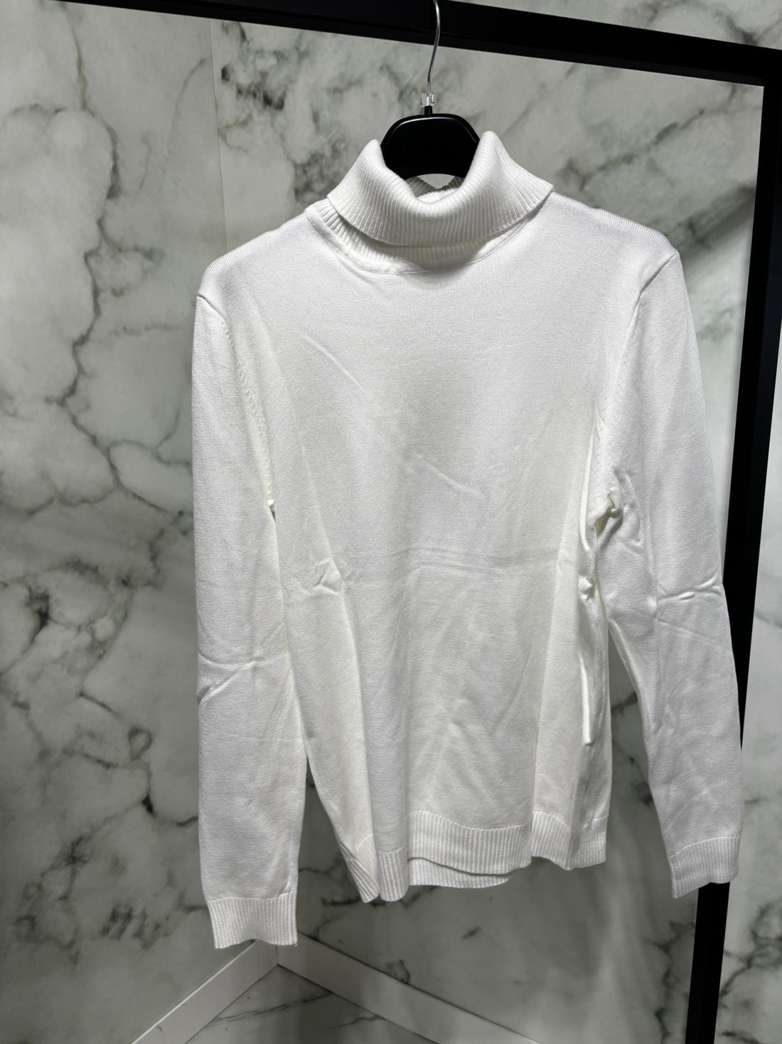 Maglioncino Bianco Collo Alto – Fit Elegante - G4 Maison