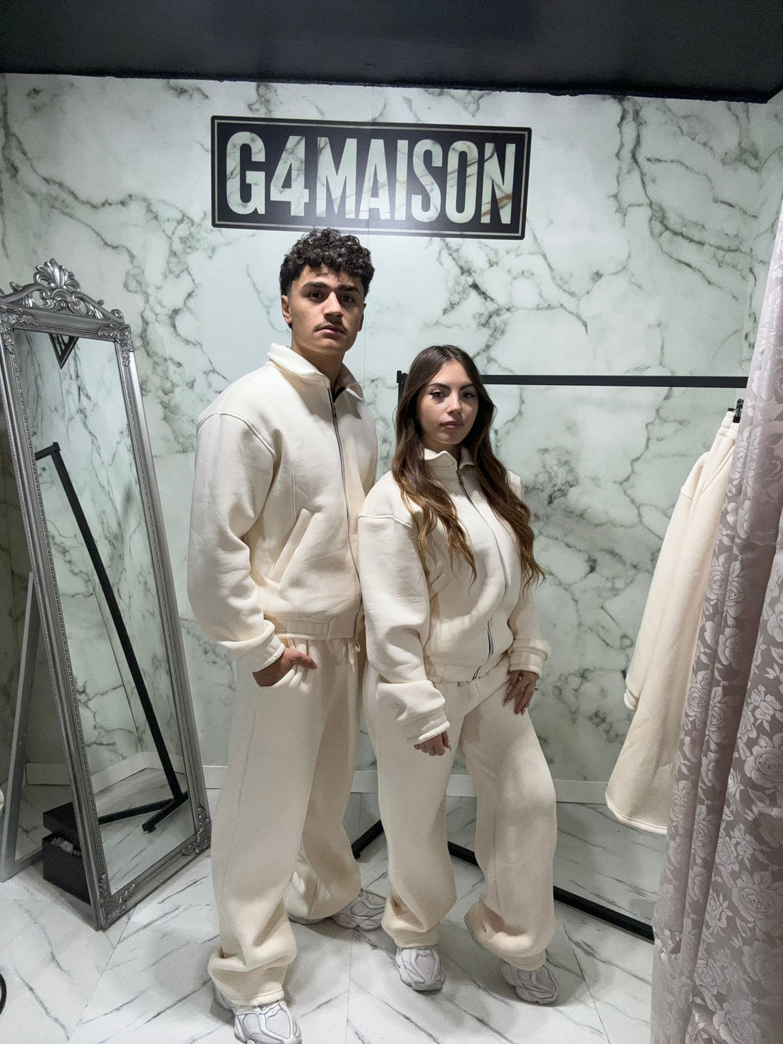 Tuta Zip Crema Oversize - Unisex - G4 Maison